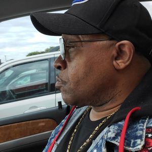 Meet your Posher, Lawrence